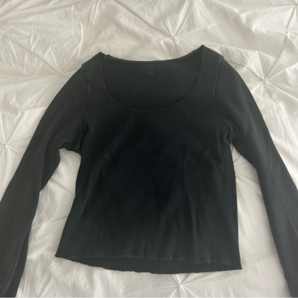 BLACK BRANDY MELVILLE MAKENNA TOP